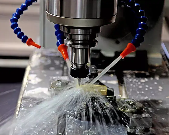 CNC雕刻机水冷主轴堵塞了怎么清洗？如何预防冷水机阻塞？